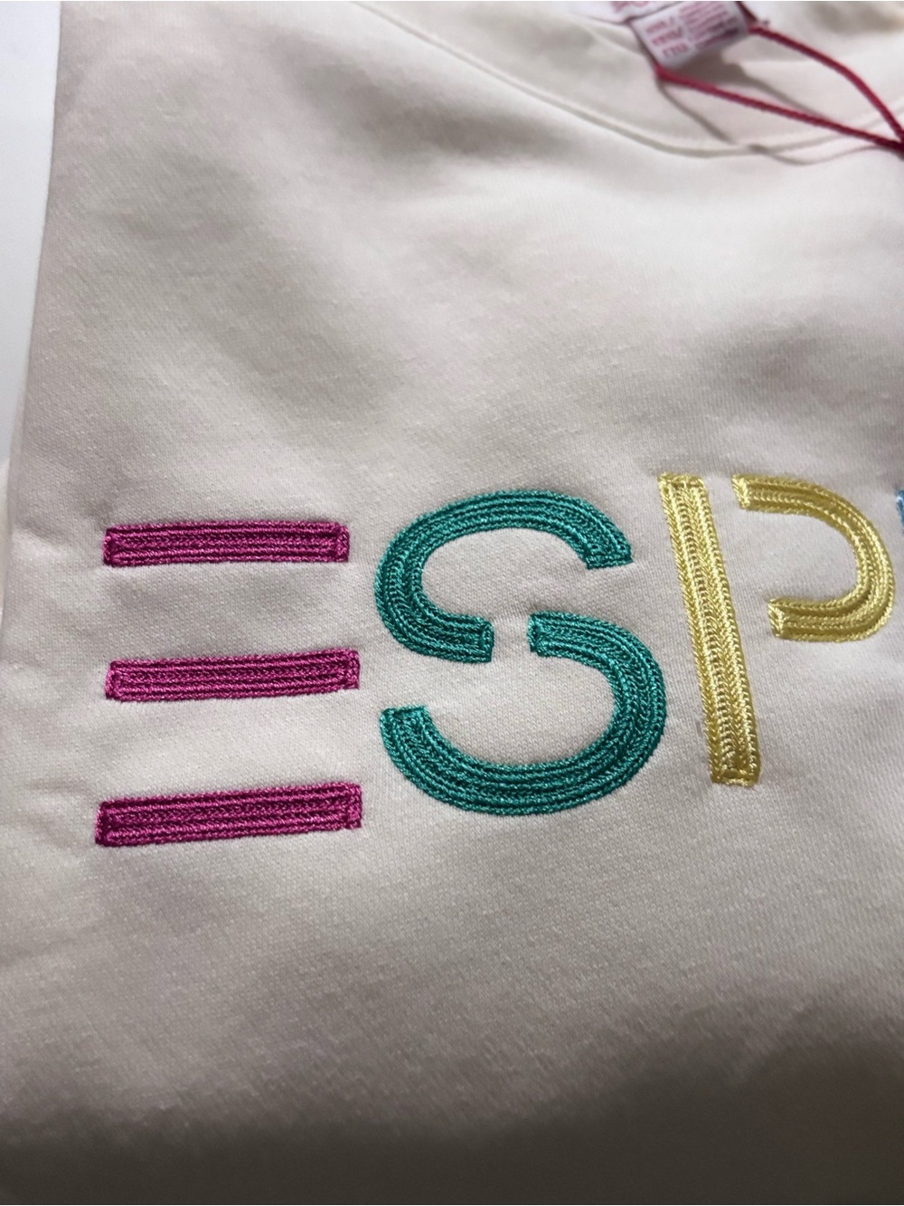 Viral Esprit Cream Crewneck Sweatshirt with Multicolor Embroidery - Picture 2 of 4